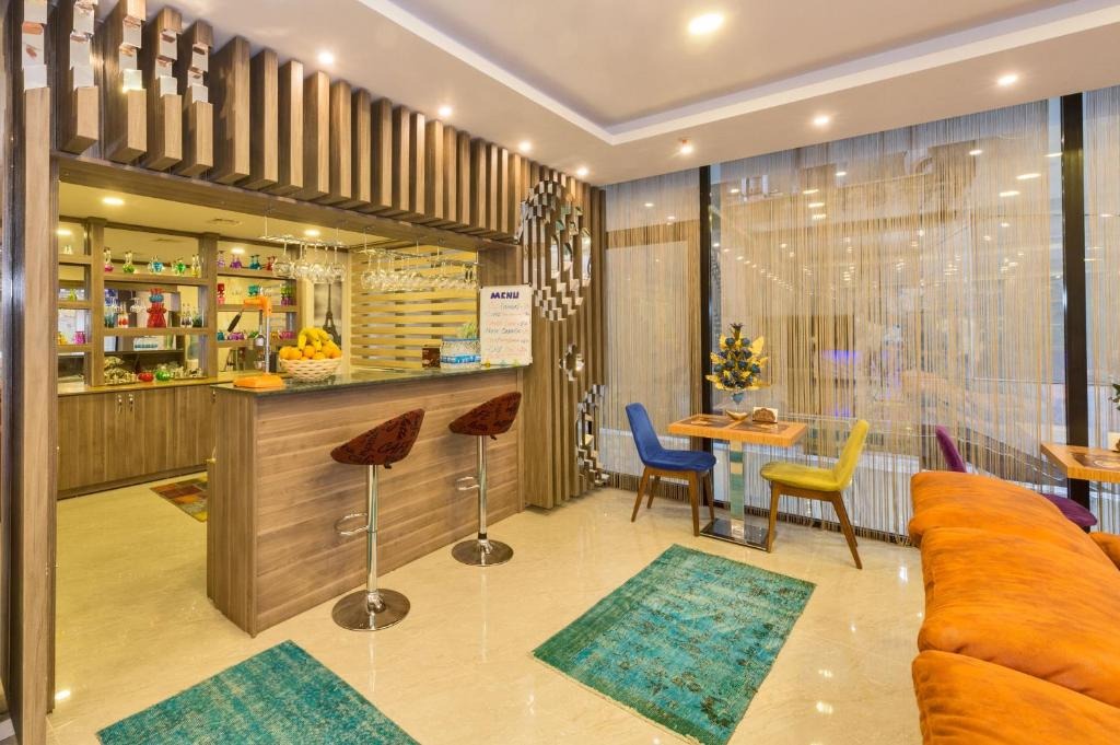 هتل گرند پالاس باتومی